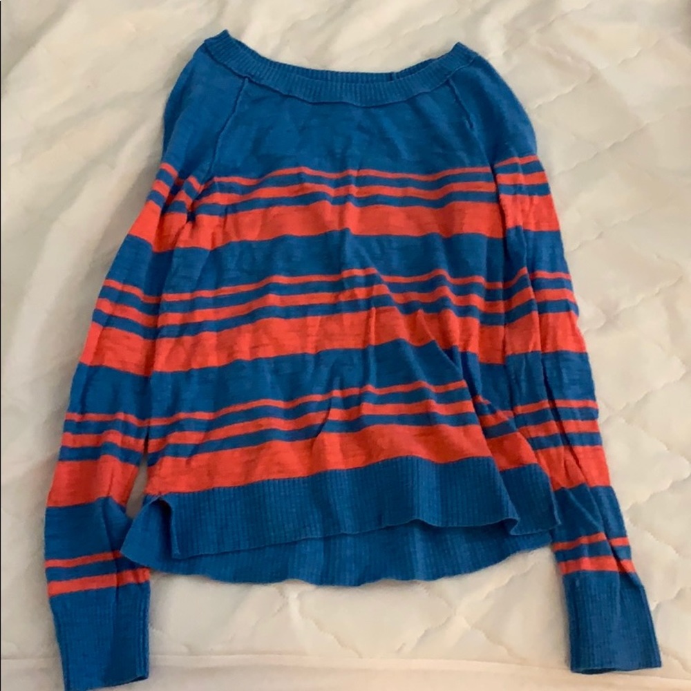 Sweater NEVER BEFORE WORN